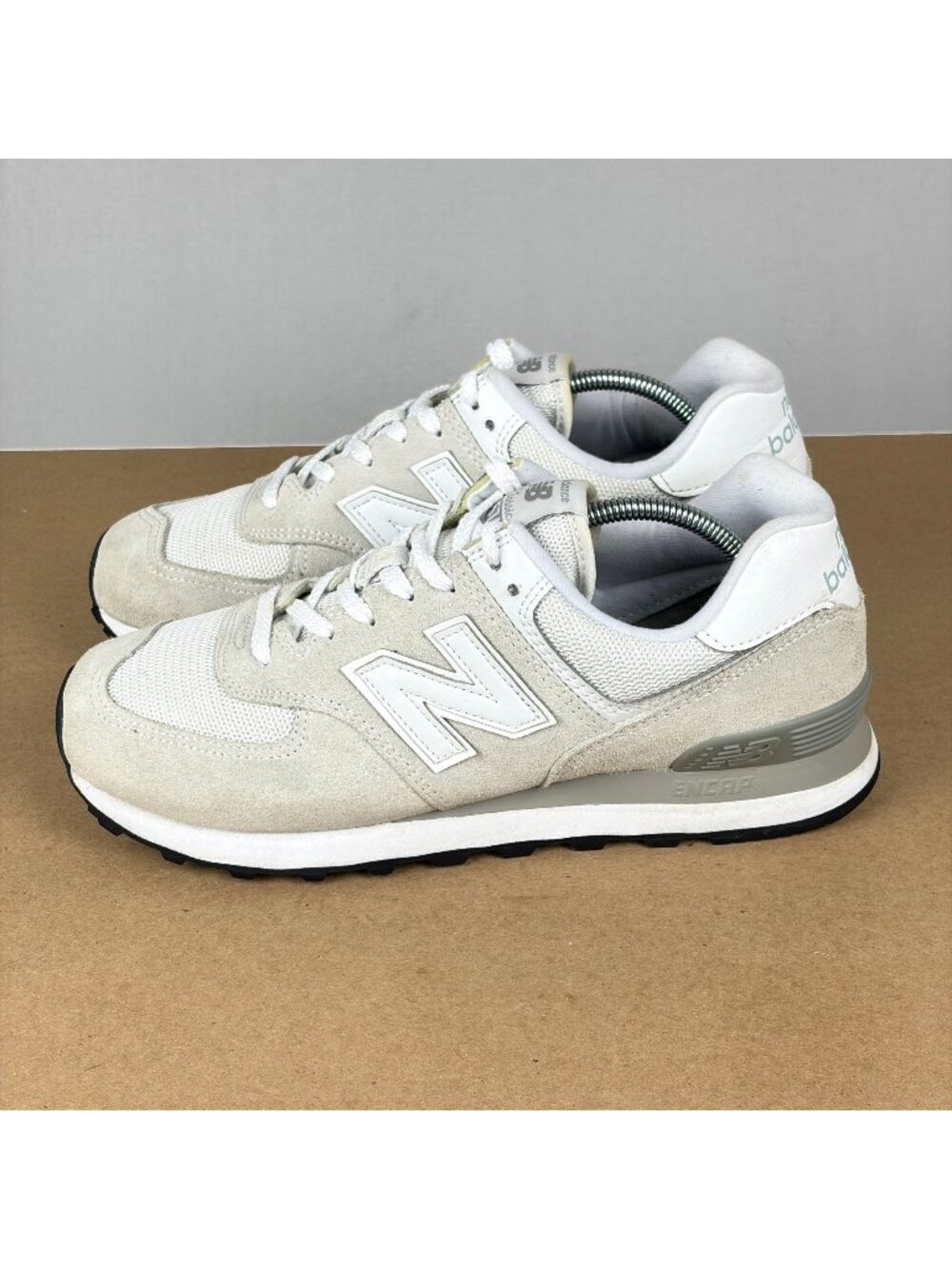 New Balance 574 Lifestyle Sneakers Womens 10 Gray White Casual Comfort Lace Up